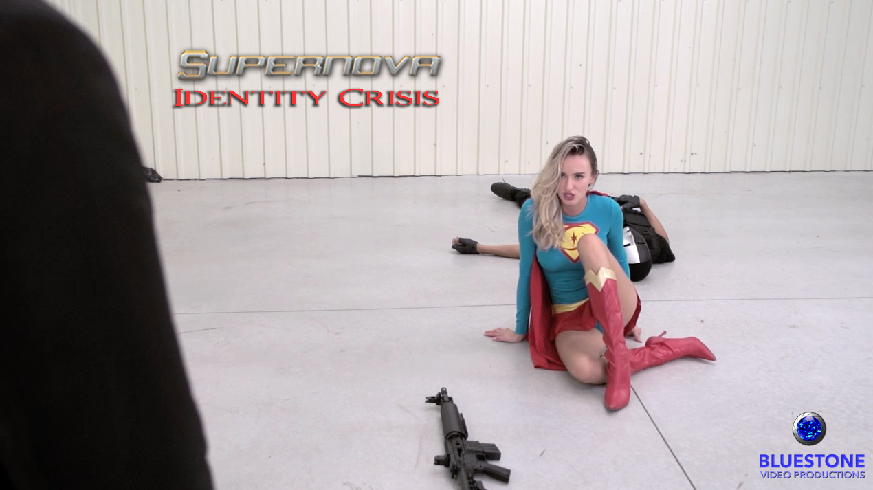 Supernova Identity Crisis still 40 copy.jpg