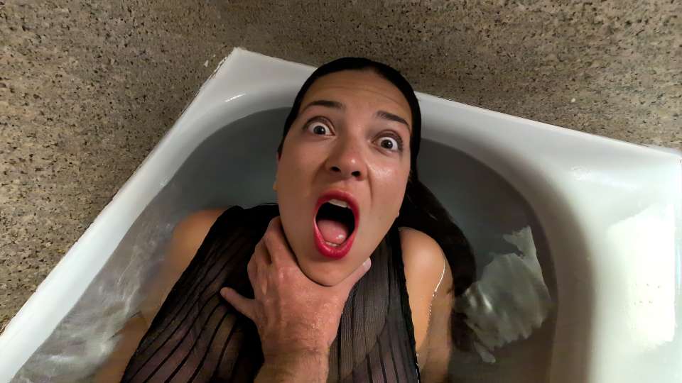 Room Service 3 (17).jpg