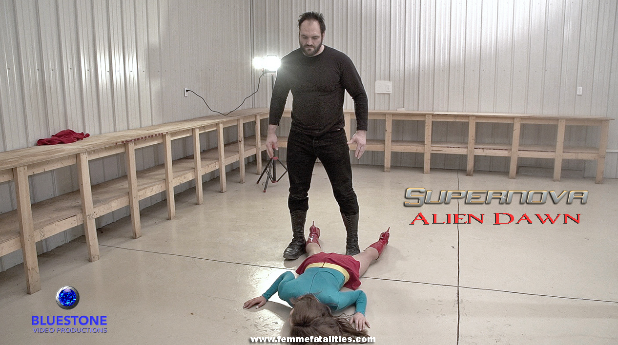 Supernova Alien Dawn still 16.jpg