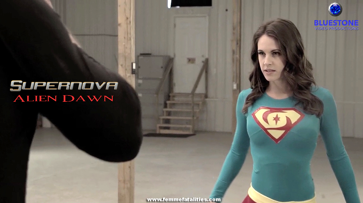 Supernova Alien Dawn still 34.jpg