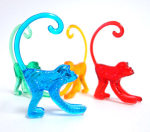 plastic monkeys 02.jpg